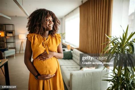 27,837 Beautiful Woman Stomach Stock Photos & High